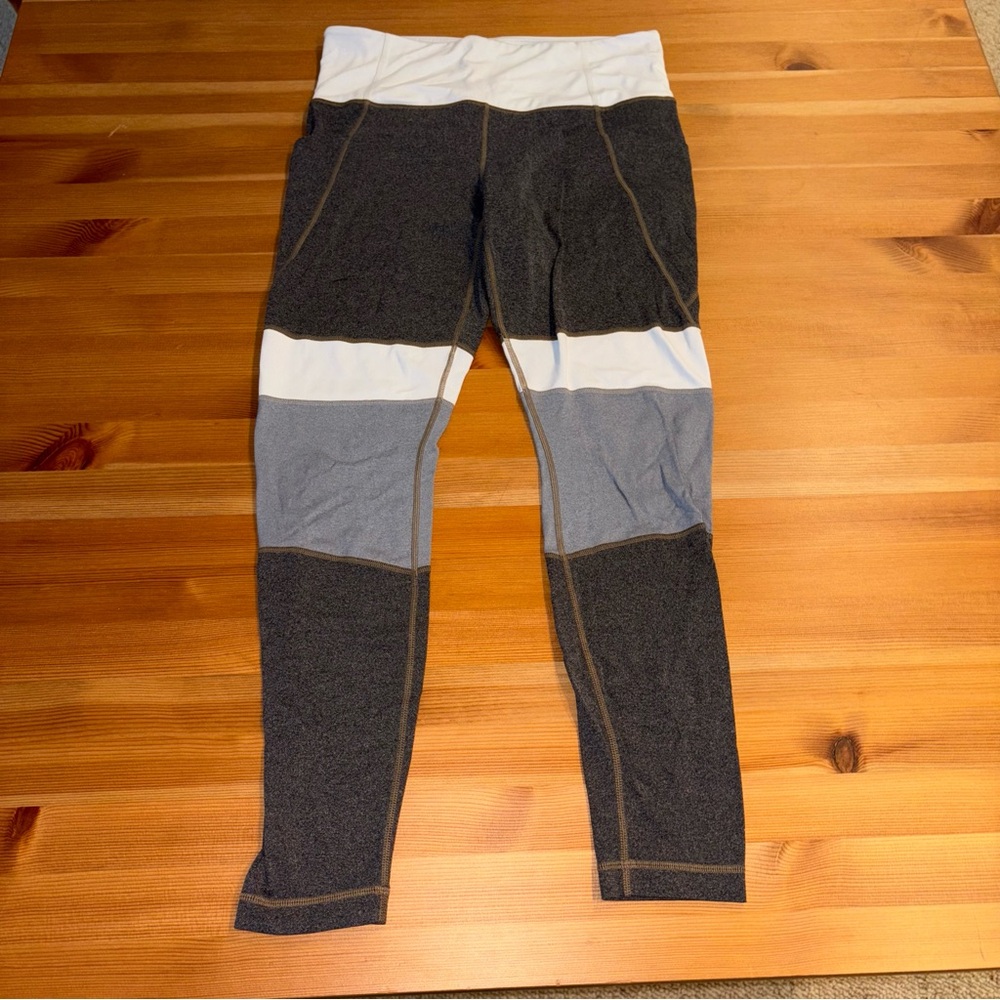 Athleta Modblock Salutation Tights Size Medium Gray Colorblock High Rise Pockets